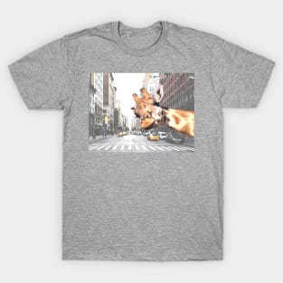 Selfie Giraffe in New York T-Shirt